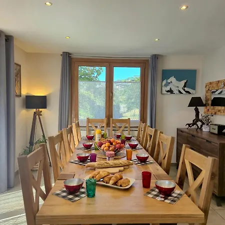 Avec Jacuzzi, Billard, Jardin Clos, Proche Paradiski La Plagne