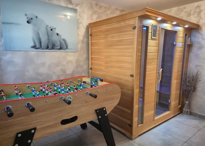 Avec Jacuzzi, Billard, Jardin Clos, Proche Paradiski