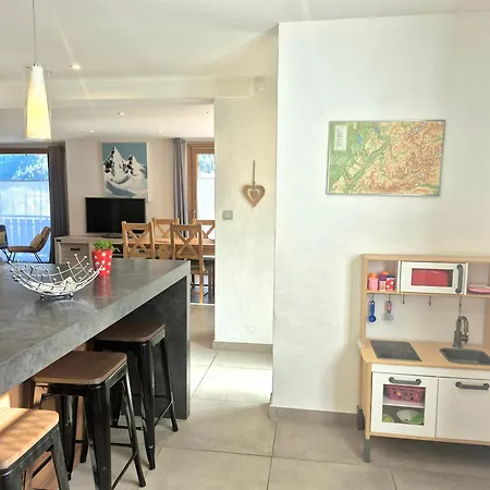 Domek alpejski Avec Jacuzzi, Billard, Jardin Clos, Proche Paradiski *