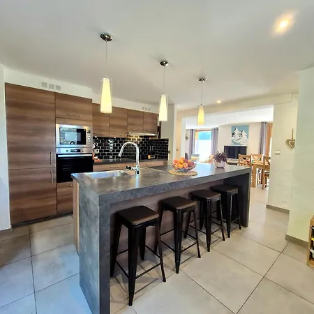 Chalet Cosy 10 Pers - Jacuzzi, Sauna, Billard Chalé La Plagne