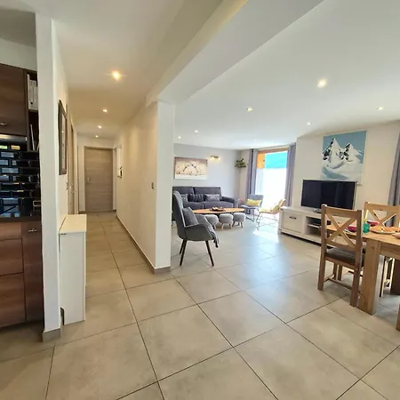 Chalet Cosy 10 Pers - Jacuzzi, Sauna, Billard Chalé La Plagne