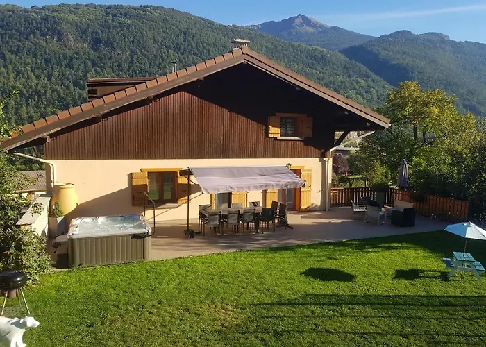 Avec Jacuzzi, Billard, Jardin Clos, Proche Paradiski *