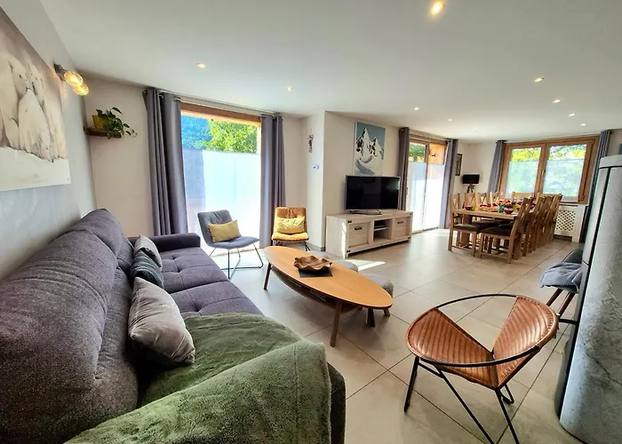 Avec Jacuzzi, Billard, Jardin Clos, Proche Paradiski